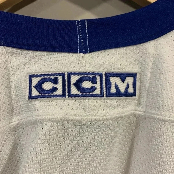 90’s Toronto Maple Leafs CCM NHL Hockey Jersey - Picture 2 of 11